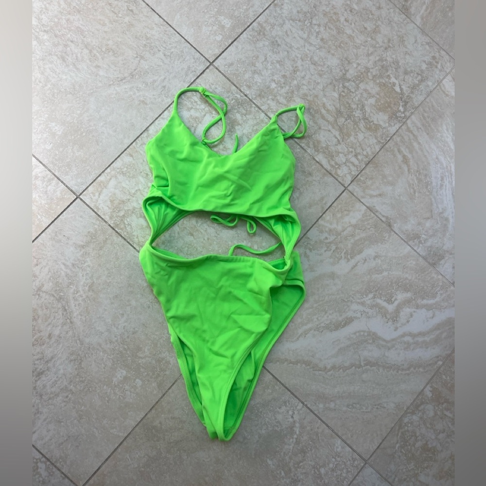 Pacsun bathing suit